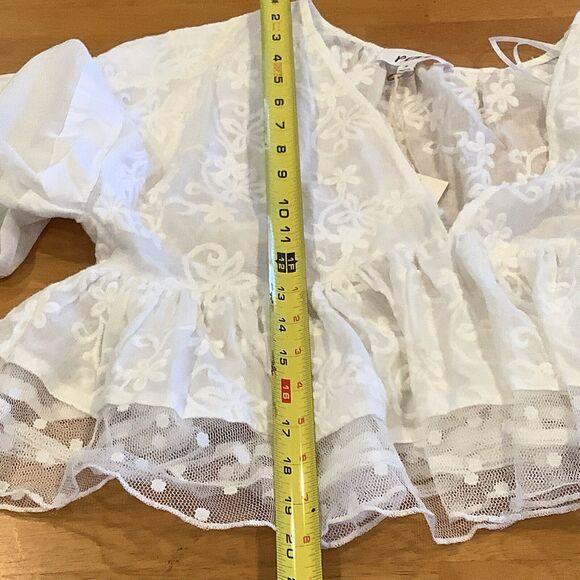 P Cill Cropped Blouse Top Size Small White Embroidered Flowers Lace Sheer NEW - Picture 9 of 13